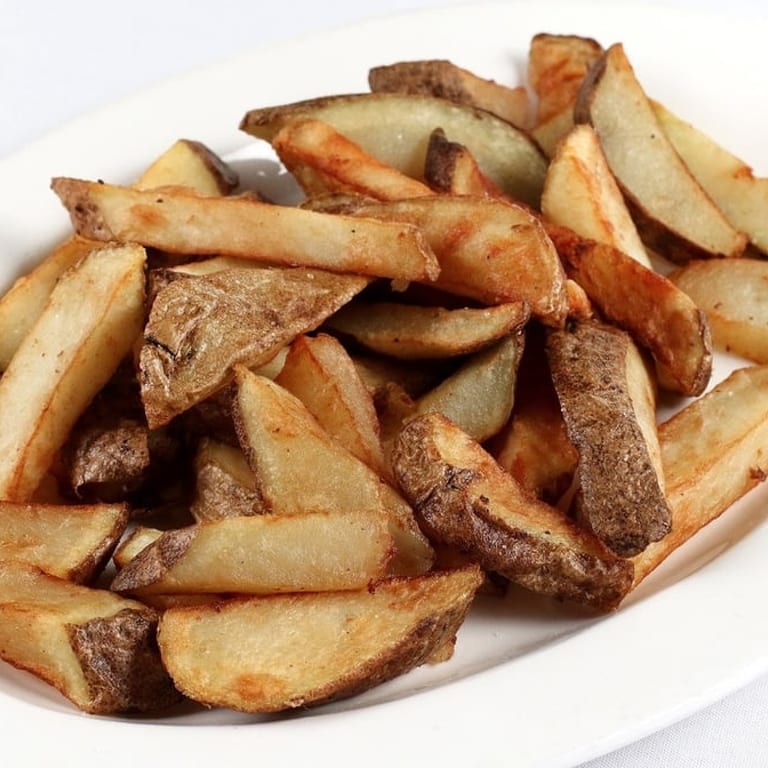 Crunchy Fries: A Perfect Side for Every Dish