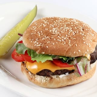 American Classic Cheeseburger